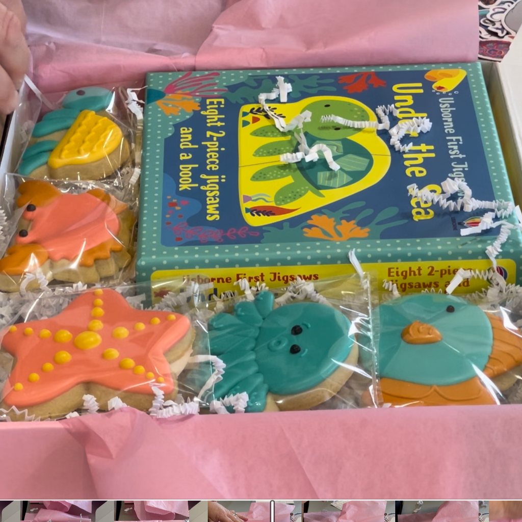 Cookies and a Book - Gift Box